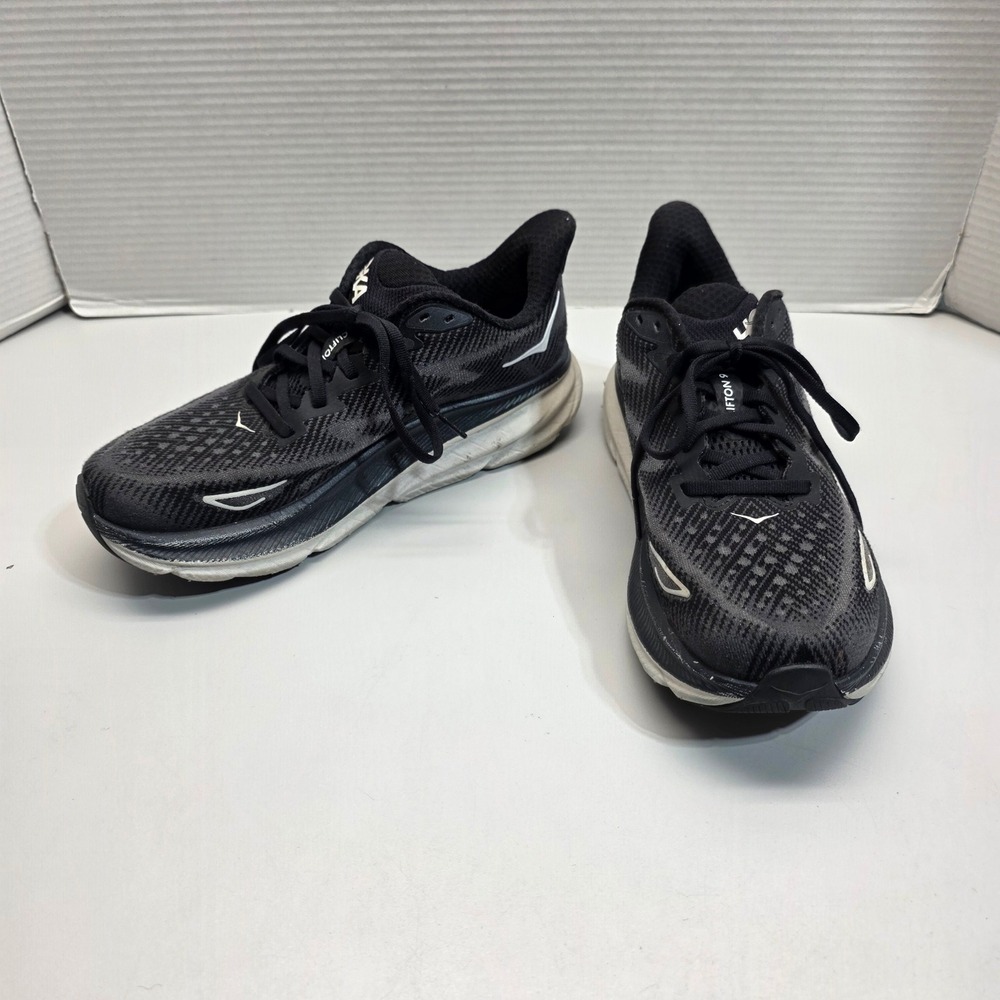 Hoka Clifton 9 Mens Black White Running Shoes Sneakers 1127895 BWHT Size 7D